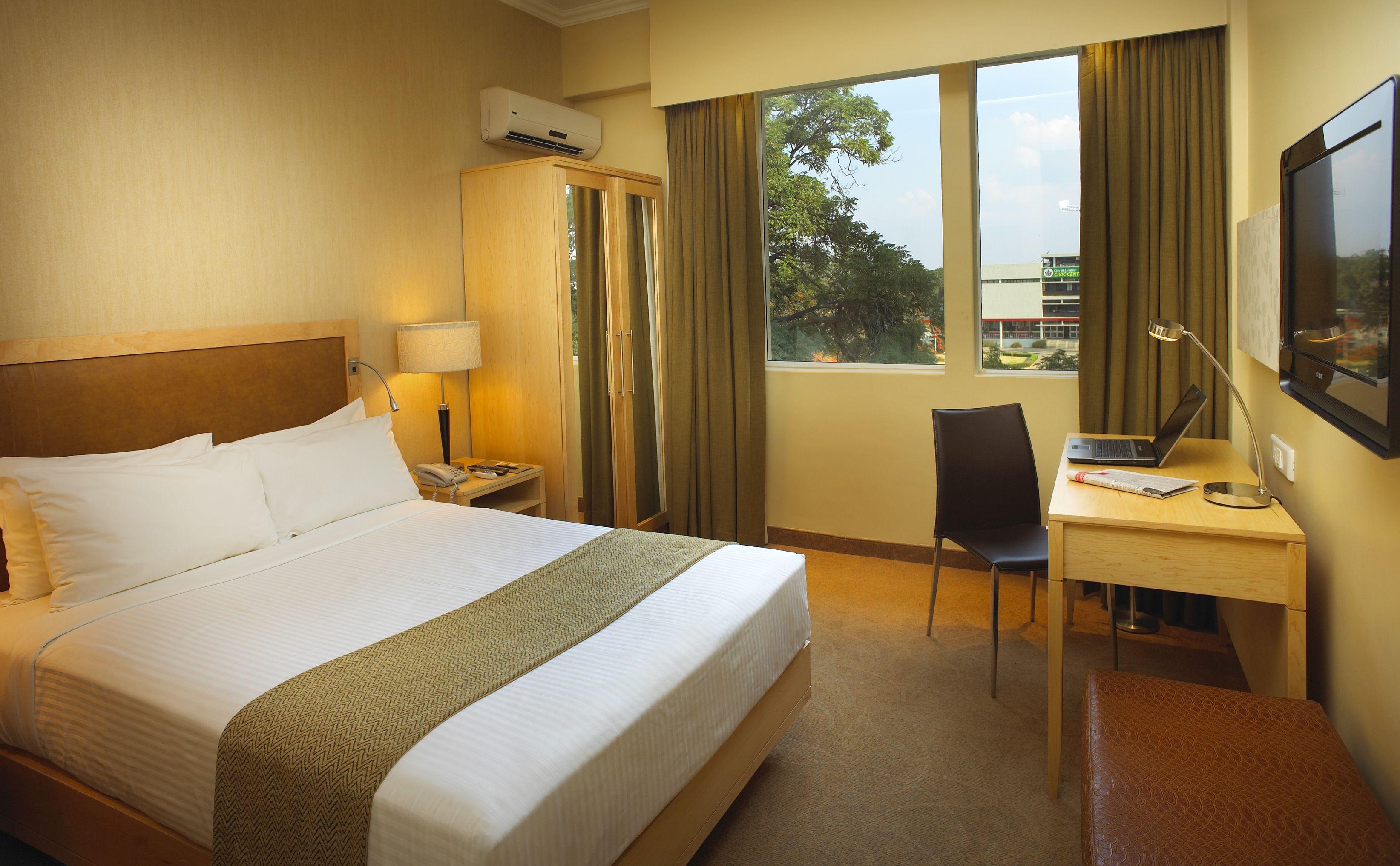 Southern Sun Ridgeway Lusaka Exterior photo