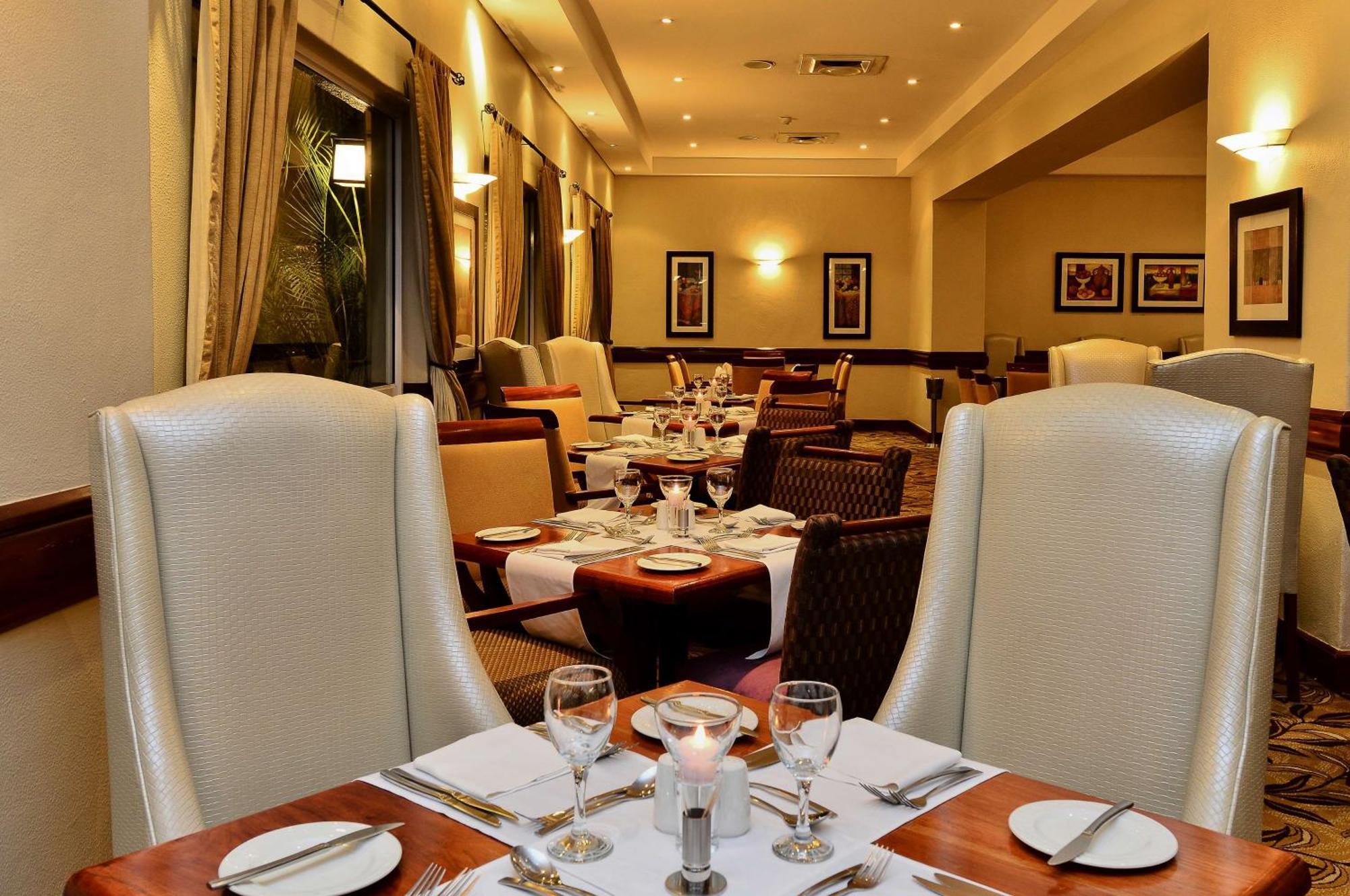 Southern Sun Ridgeway Lusaka Exterior photo