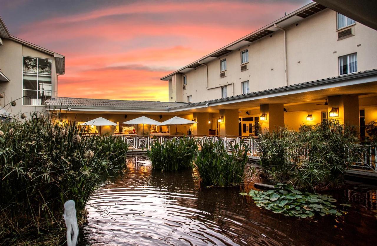 Southern Sun Ridgeway Lusaka Exterior photo